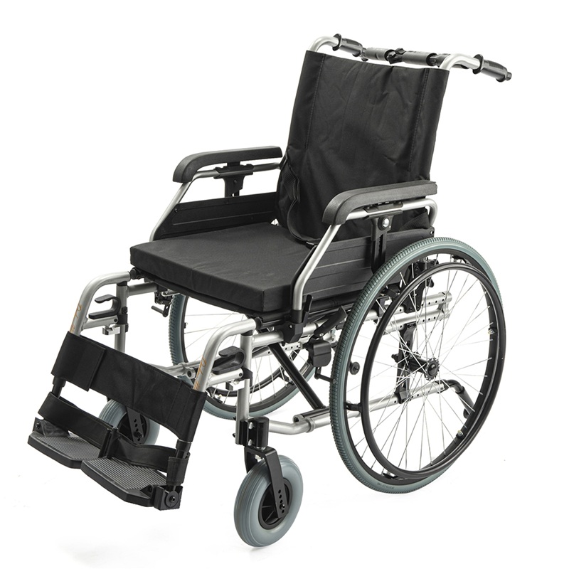 Кресло-коляска Симс-2 для инвалидов Barry Euro с литыми колесами